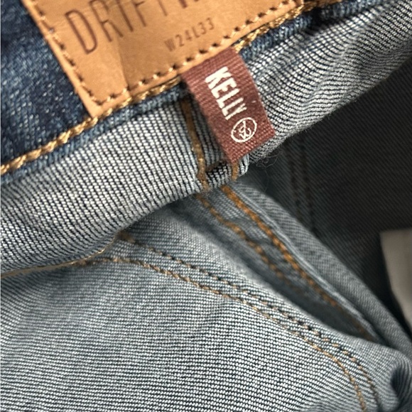 Driftwood Denim Kelly Bootcut Jeans. - Picture 4 of 4